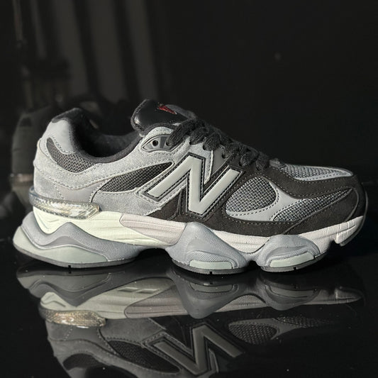 NewBalance 9060 negro con gris