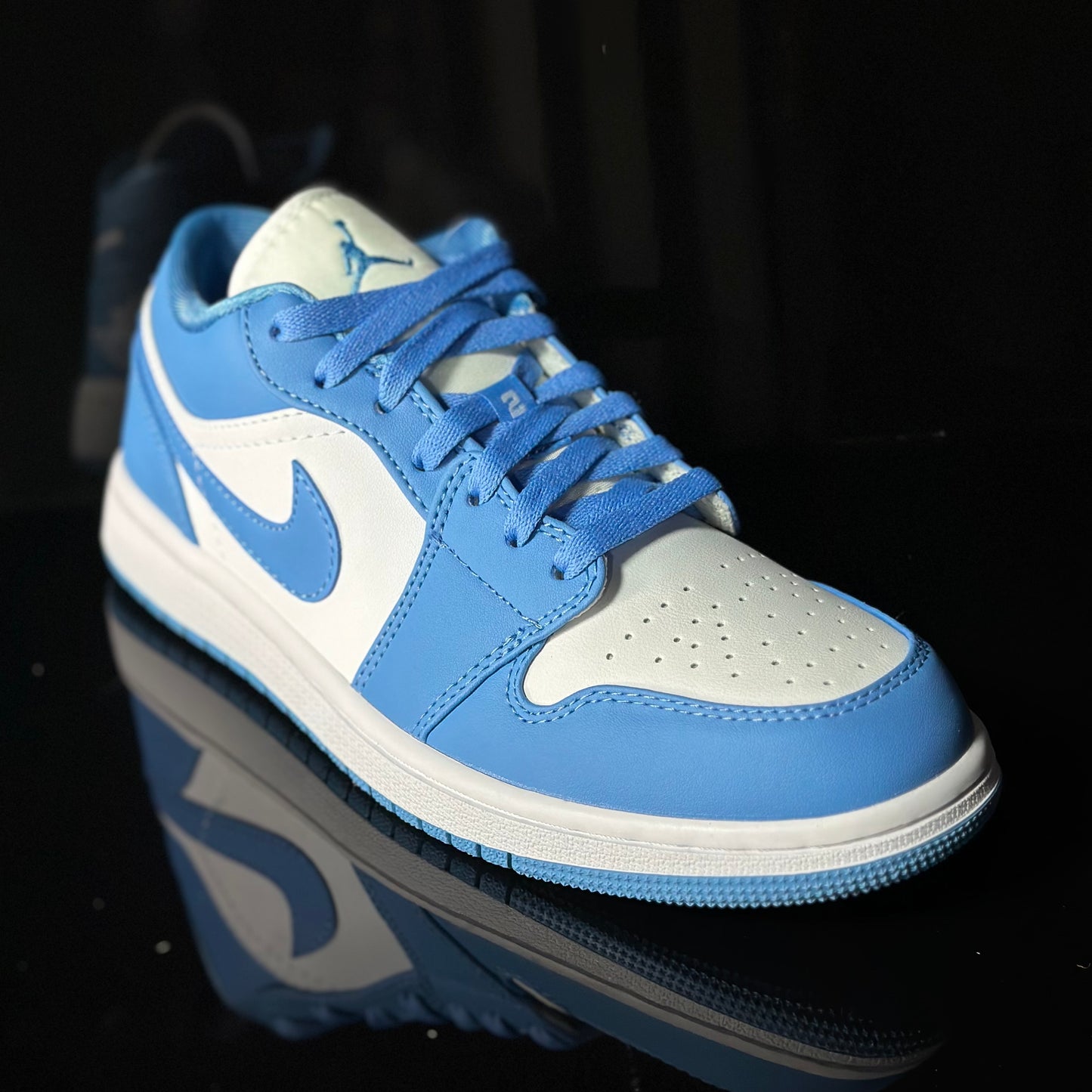 Jordan 1 Low UNC Azul