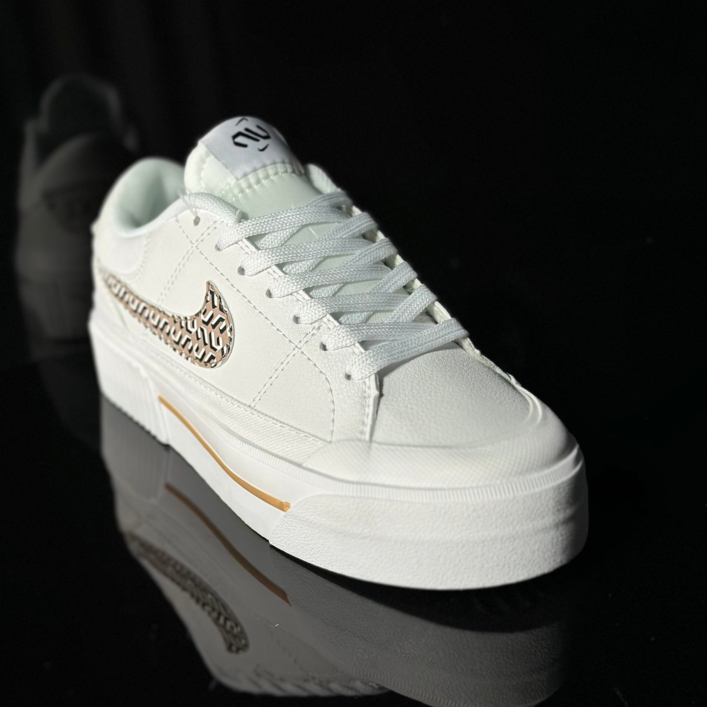Nike Court Legacy Lift