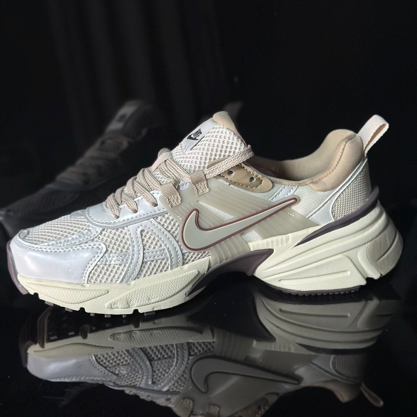 Nike VK2 Run Orewood Brown
