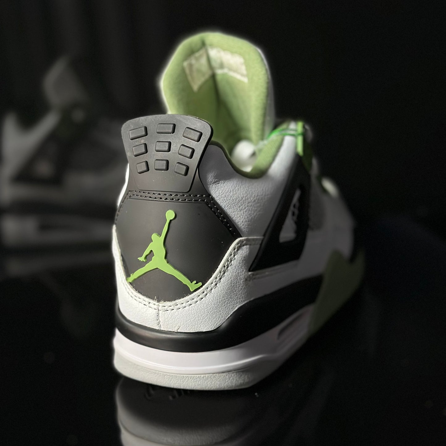 Jordan 4 Oil Green
