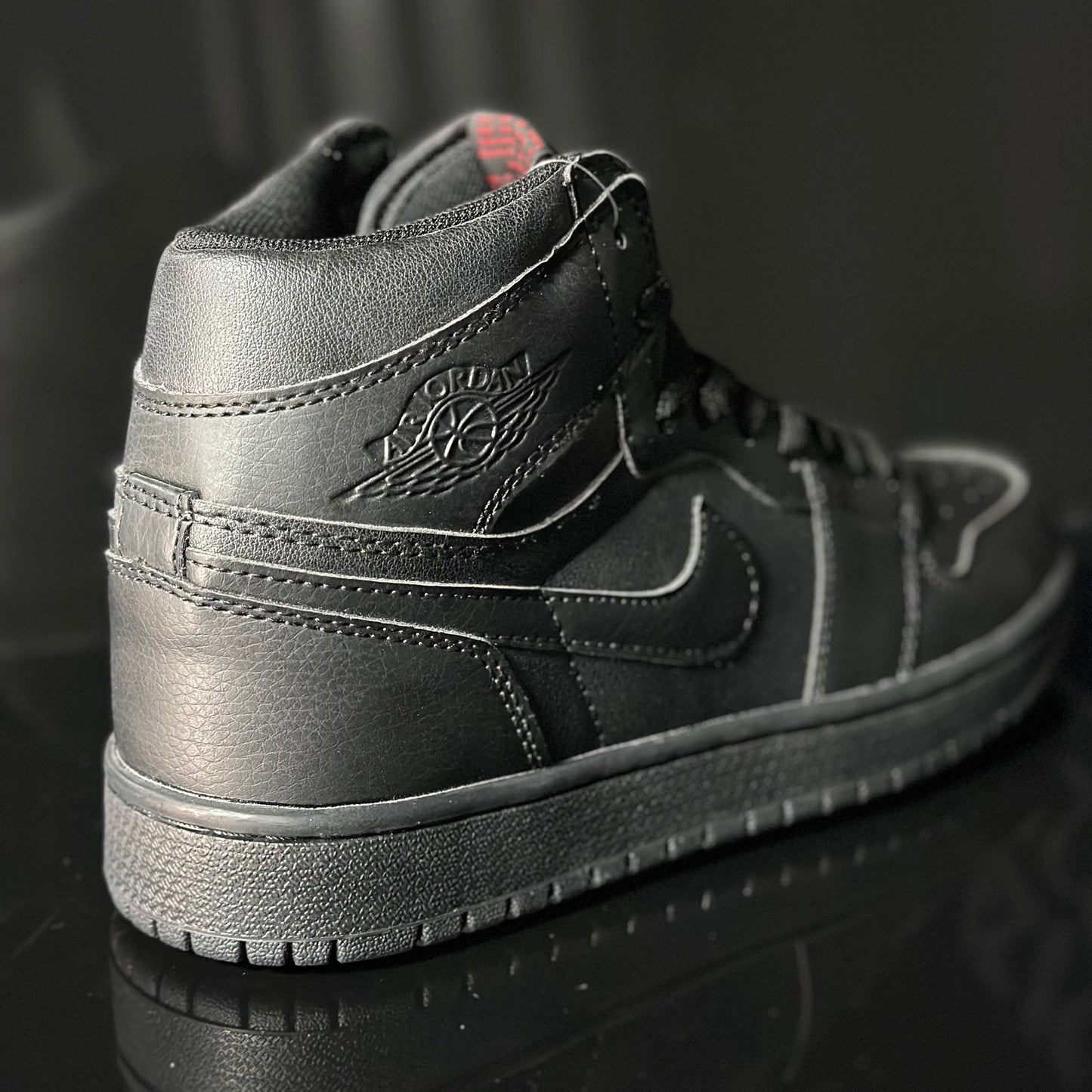 Jordan 1 high negro total