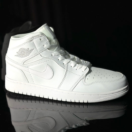 Jordan 1 mid blanco total