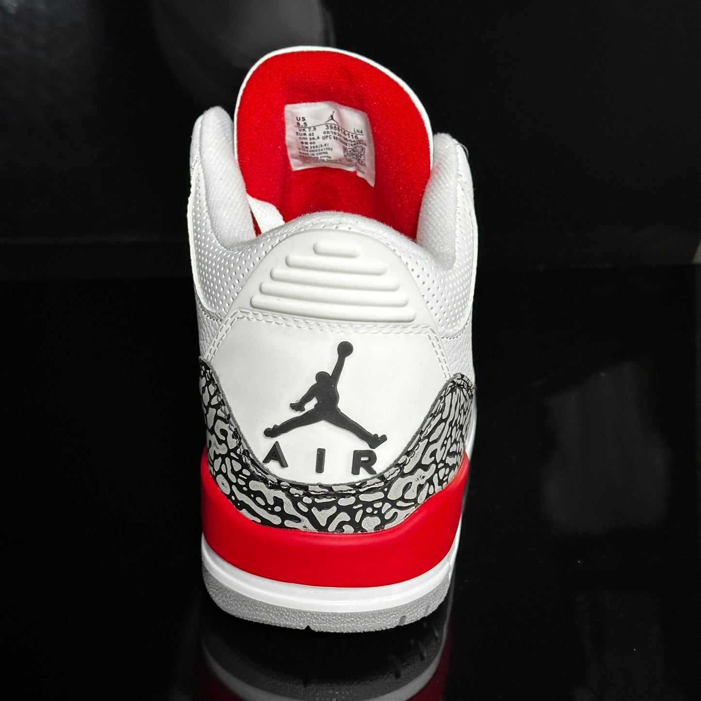 Jordan 3 Fire Red