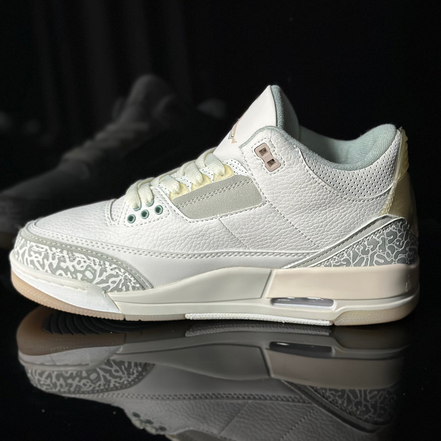 Jordan 3 Craft Ivory