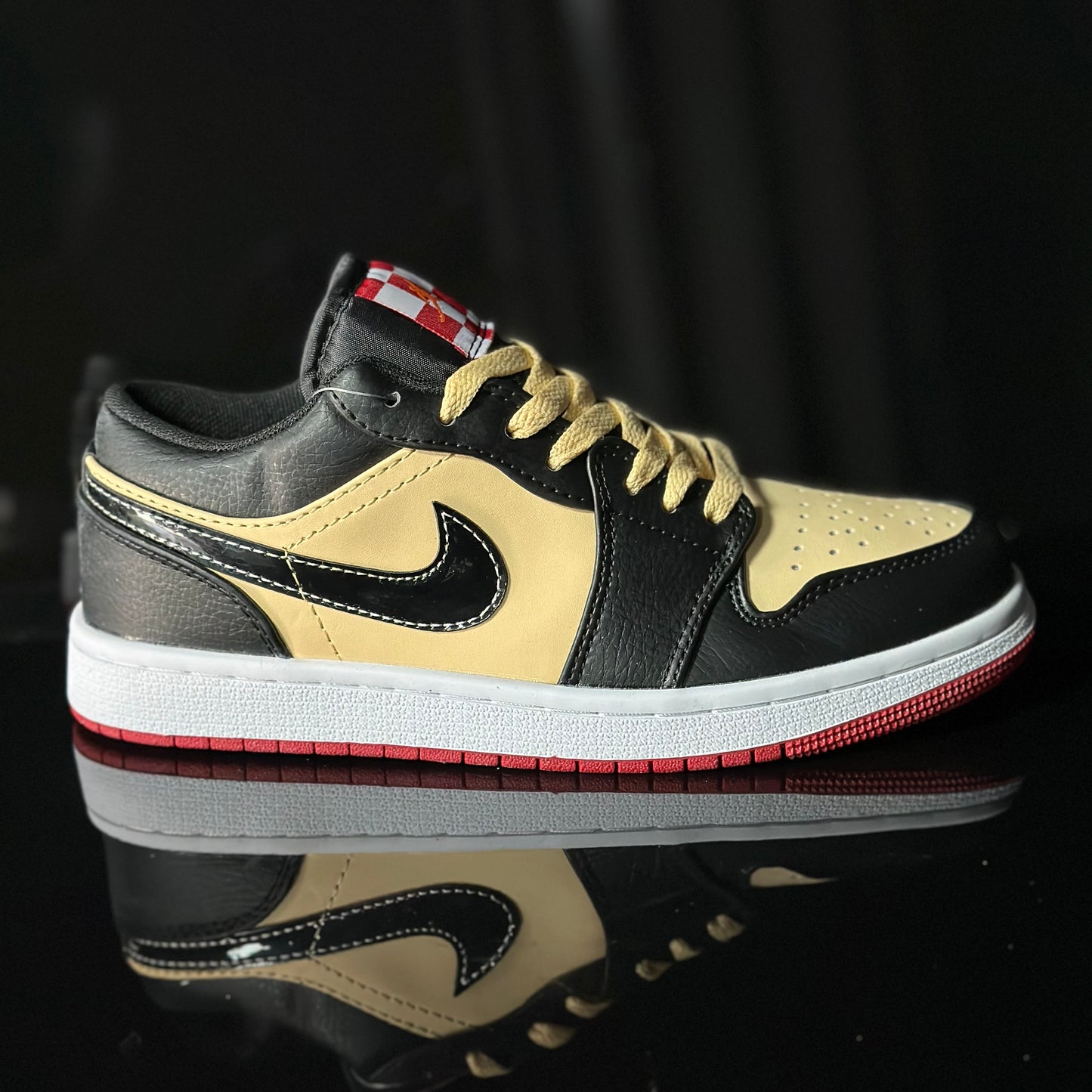 Jordan 1 Low Pizza
