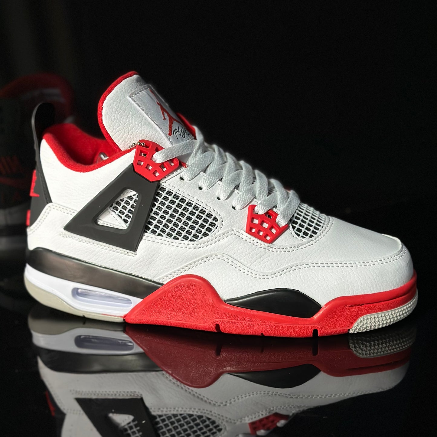 Jordan 4 Fire Red