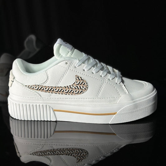 Nike Court Legacy Lift