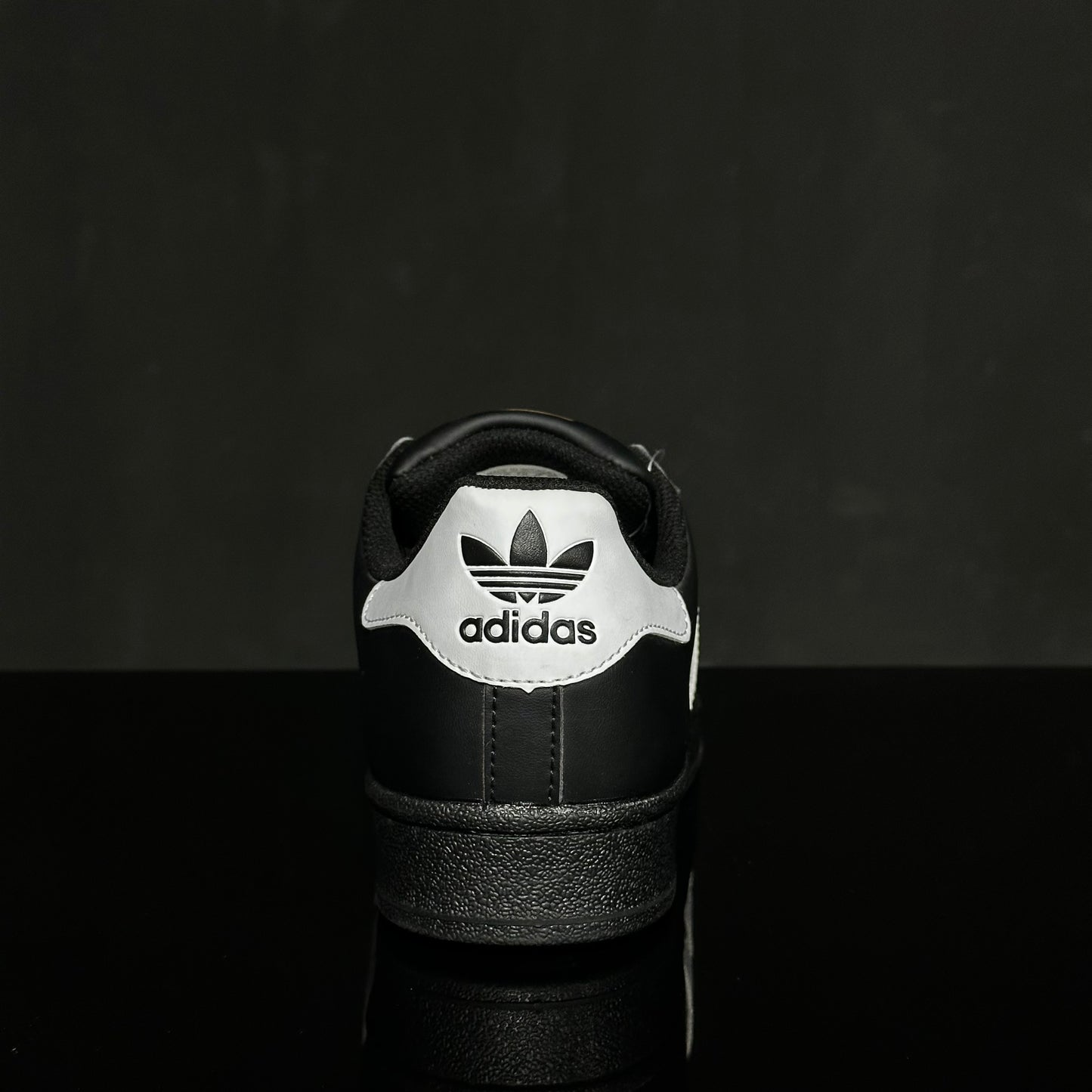 Adidas superstar negro