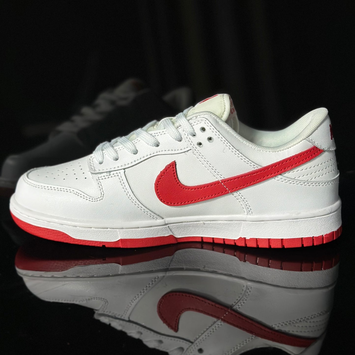 Nike Dunk Varsity Red