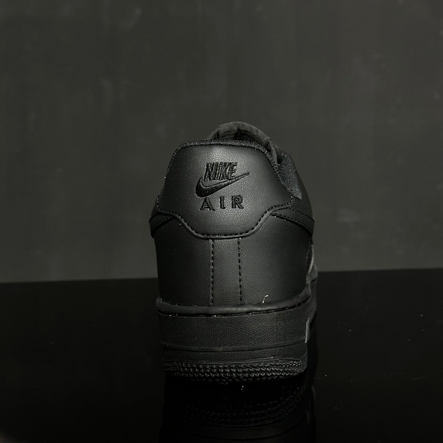 Nike AF1 negro total